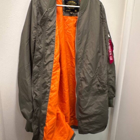 Alpha Industries L2B Long Bomber Jacket Medium Sage Green Streetwear New - Picture 14 of 16